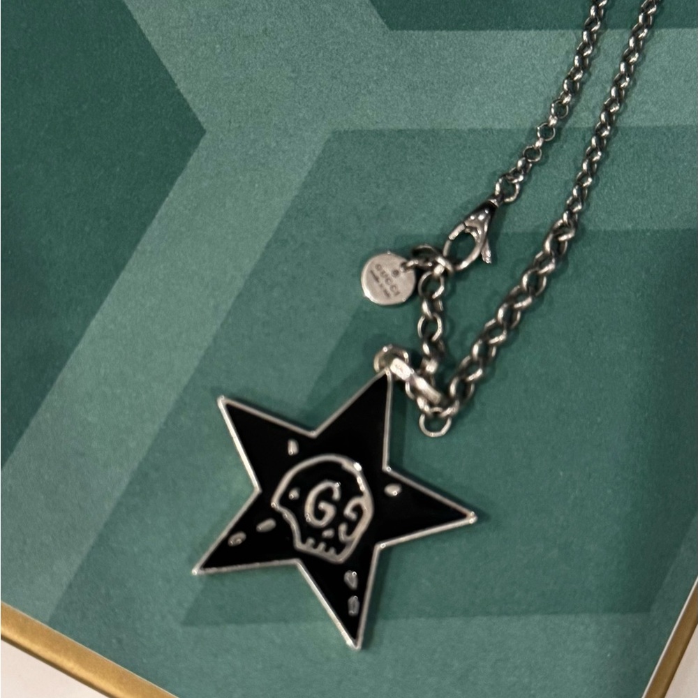 Authentic Gucci ghost enamel star pendant reversible sterling silver chain - Picture 4 of 8